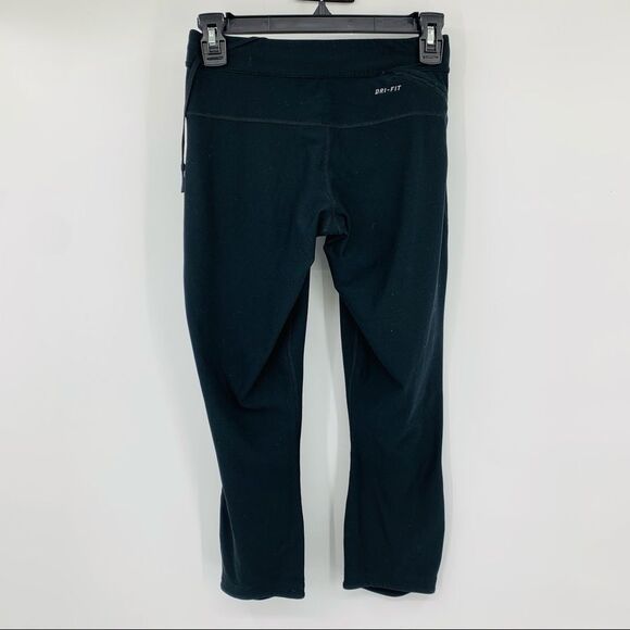 Nike cropped legging Sz Small - Picture 2 of 4